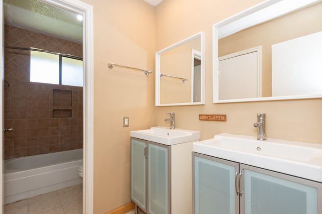 17315 Glenhew Road, Humble, TX 77396