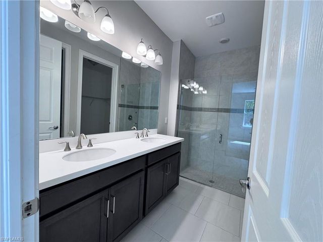 1069 Tranquil Brook DR, Naples, FL 34114