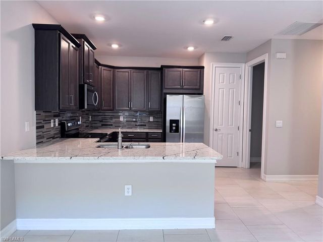1069 Tranquil Brook DR, Naples, FL 34114