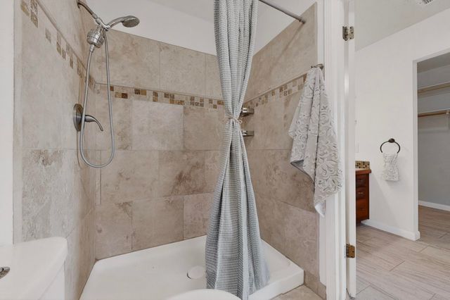 350 Western Hills Drive SE, Rio Rancho, NM 87124