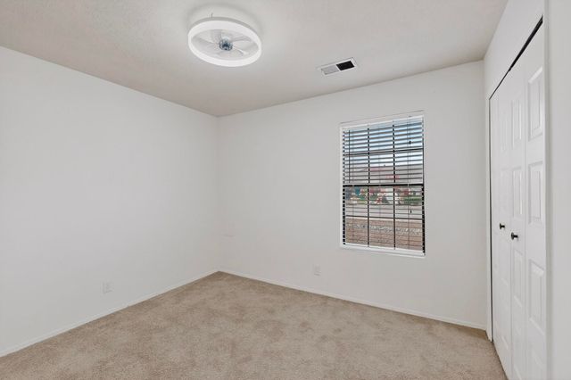 350 Western Hills Drive SE, Rio Rancho, NM 87124