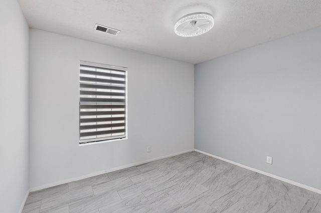 350 Western Hills Drive SE, Rio Rancho, NM 87124