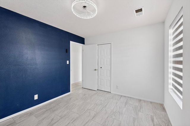 350 Western Hills Drive SE, Rio Rancho, NM 87124