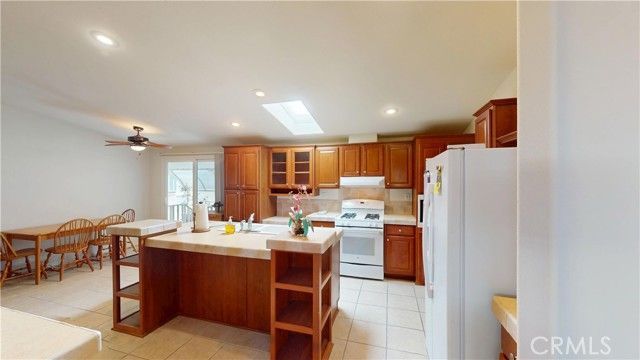 9850 Garfield 35, Huntington Beach, CA 92646