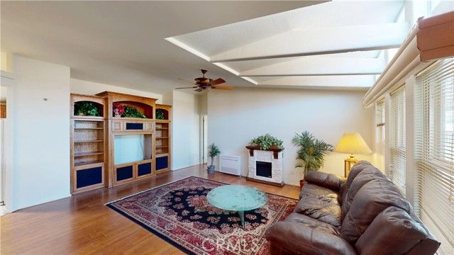 9850 Garfield 35, Huntington Beach, CA 92646