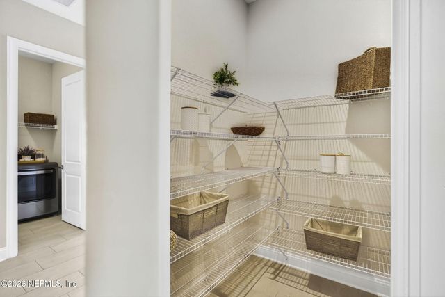 59 VALLEY FALLS Way, St. Johns, FL 32259