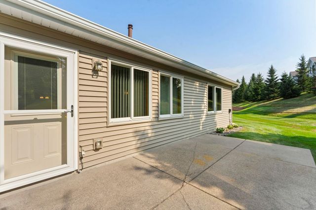 7632 Newbury Road, Woodbury, MN 55125