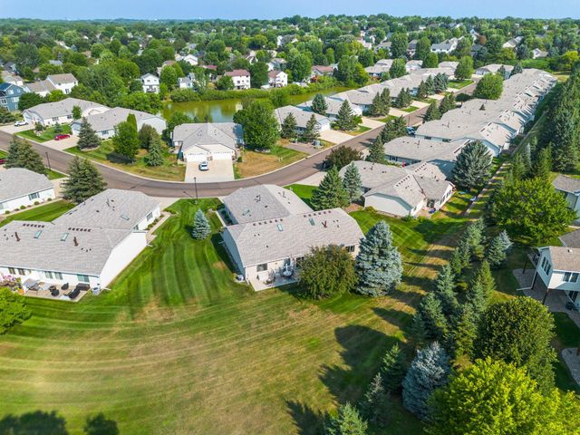 7632 Newbury Road, Woodbury, MN 55125
