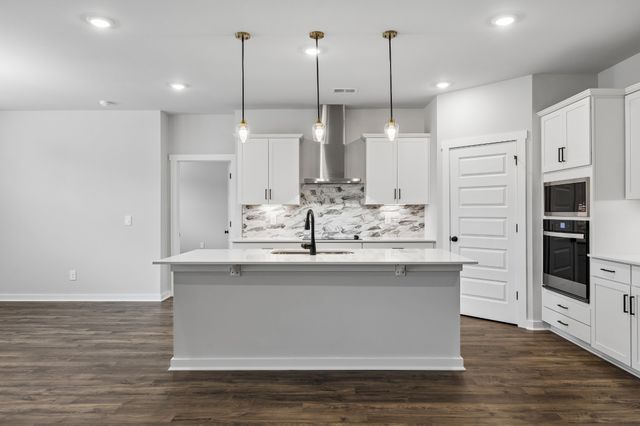 4341 Scarlet Court, Columbia, TN 38401