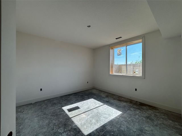 8294 Edgewood Court, West Des Moines, IA 50266