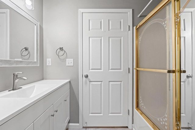 2174 NELLIE LANE, Green Bay, WI 54311