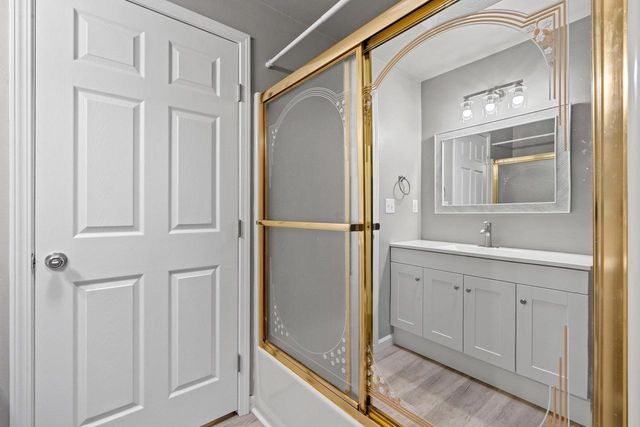 2174 NELLIE LANE, Green Bay, WI 54311