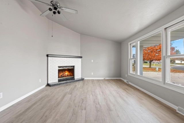 2174 NELLIE LANE, Green Bay, WI 54311