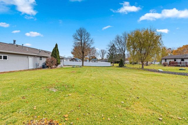 2174 NELLIE LANE, Green Bay, WI 54311