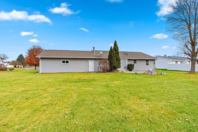 2174 NELLIE LANE, Green Bay, WI 54311