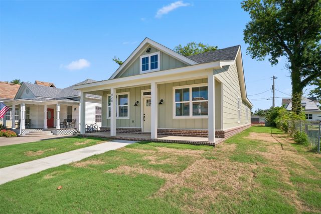 424 E 4th Street, Claremore, OK 74017