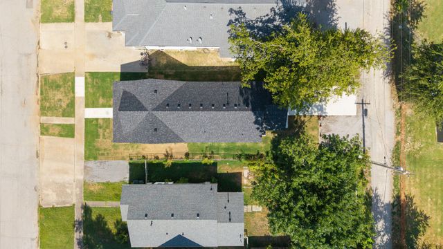 424 E 4th Street, Claremore, OK 74017