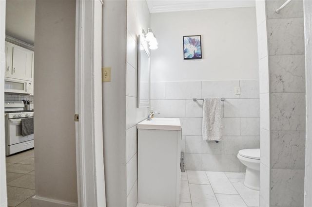 718 Division Street, Lake Charles, LA 70601