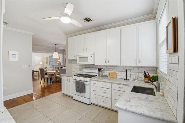 718 Division Street, Lake Charles, LA 70601