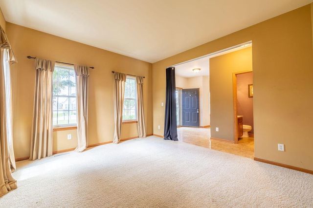 934 Cascade CIRCLE, Hartford, WI 53027