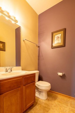 934 Cascade CIRCLE, Hartford, WI 53027