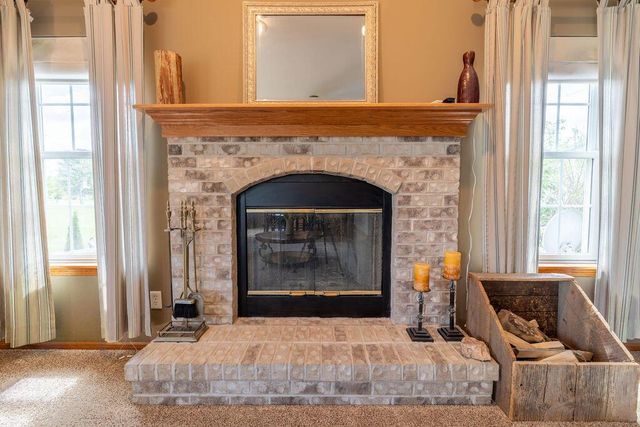934 Cascade CIRCLE, Hartford, WI 53027