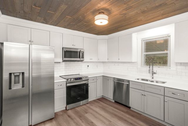 307 Finley Dr, Nashville, TN 37217