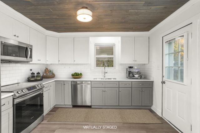 307 Finley Dr, Nashville, TN 37217