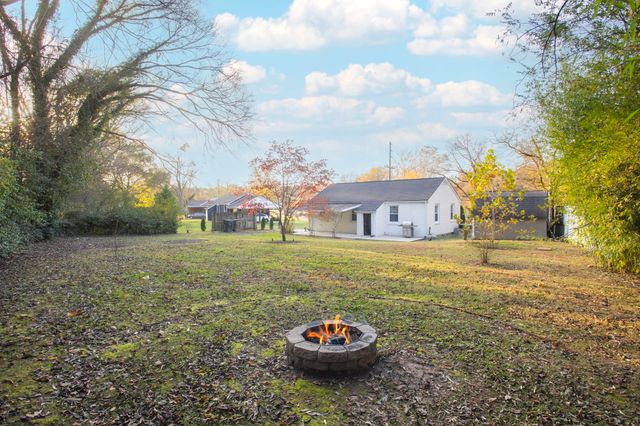 307 Finley Dr, Nashville, TN 37217