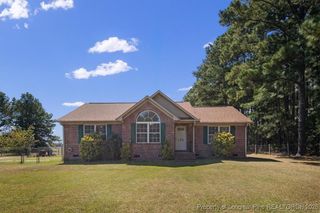 151 Ballard Drive, Raeford, NC 28376