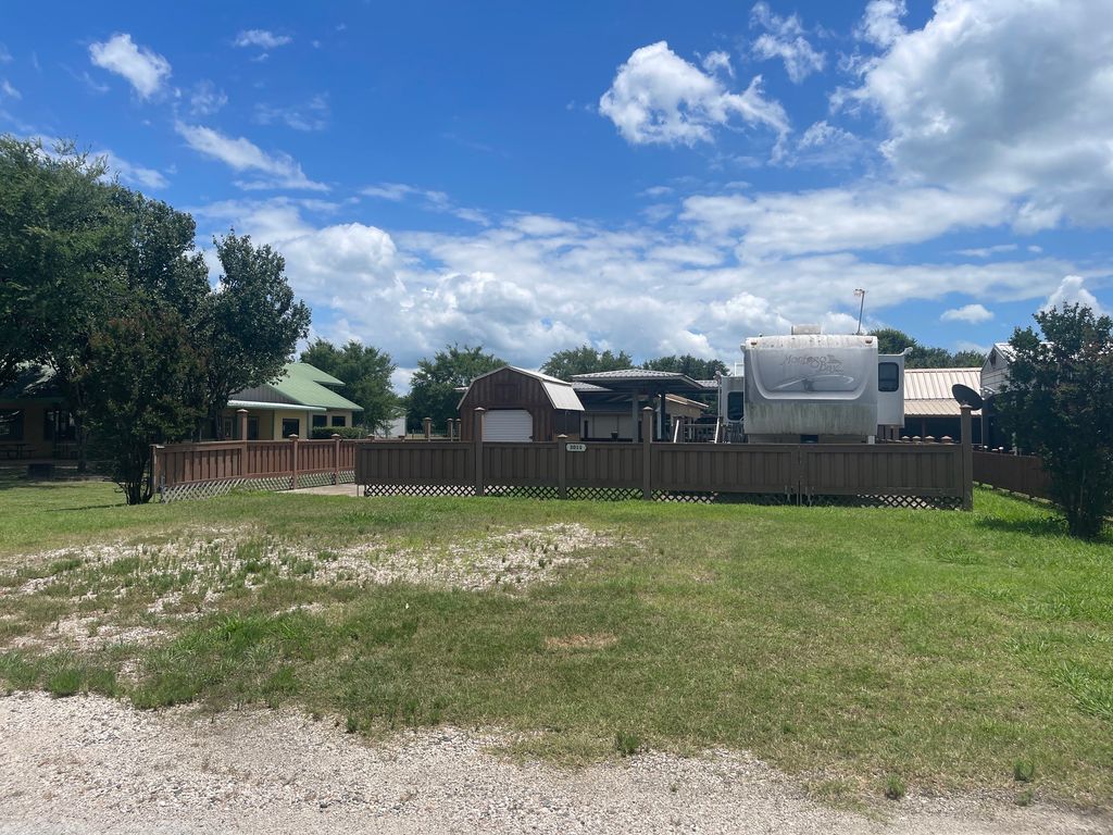 3011 Seagull Road, Kerens, TX 75144