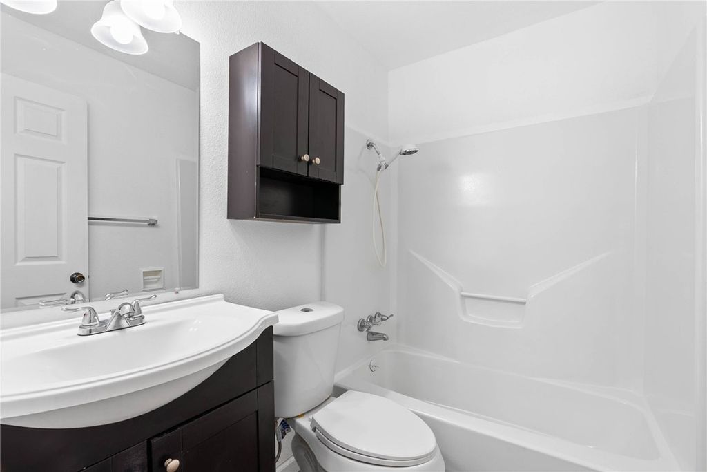 5702 Cain Dr, Corpus Christi, TX 78412 — photo 5