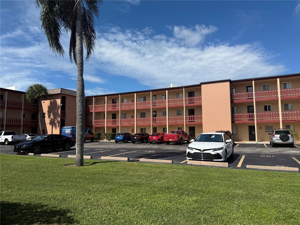 4186 HERON WAY B-219, Bradenton, FL 34205