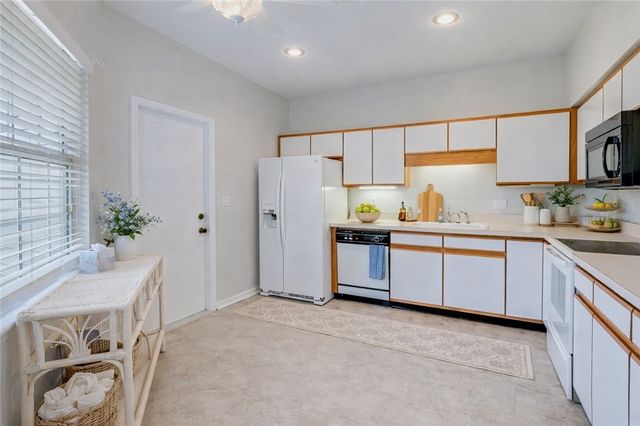 240 Garden Grove Parkway, Vero Beach, FL 32962