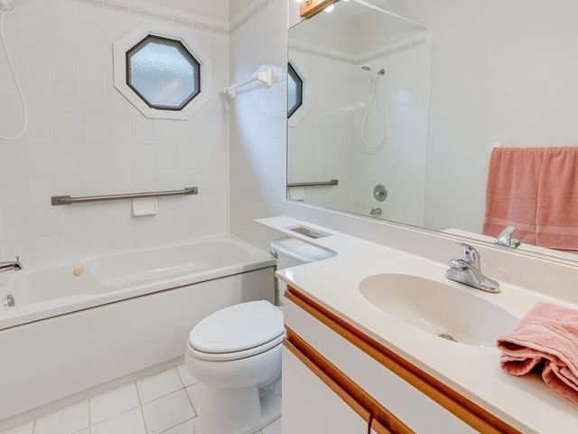 240 Garden Grove Parkway, Vero Beach, FL 32962