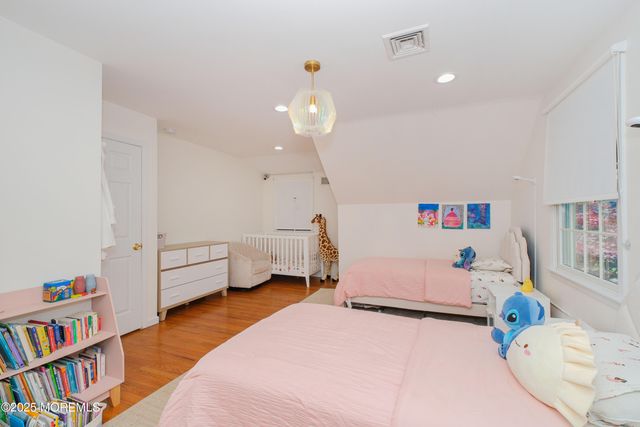 209 Woodcrest Road, Oakhurst, NJ 07755