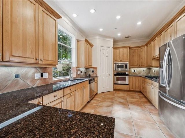 6324 Elm Court, Bellaire, TX 77401