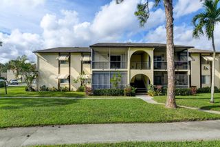 3490 La Jardin Ct B-2, Green Acres, FL 33463