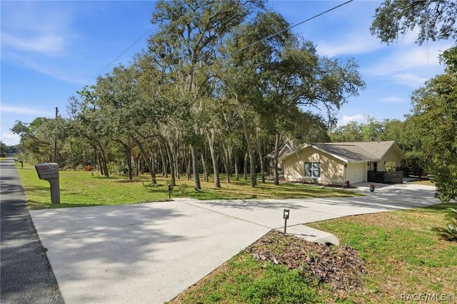 629 W Liberty Street, Hernando, FL 34442