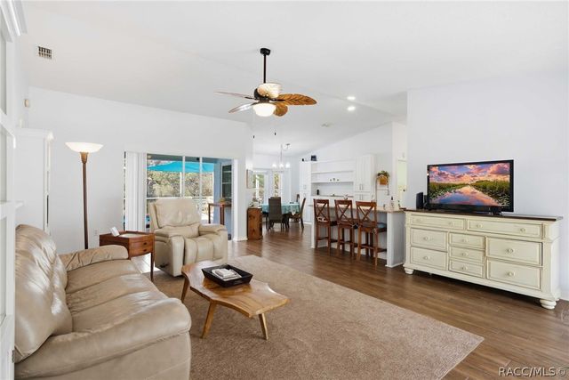 629 W Liberty Street, Hernando, FL 34442