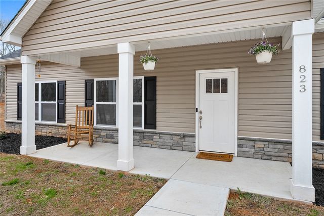 823 Pritchards Drive, Anderson, SC 29625