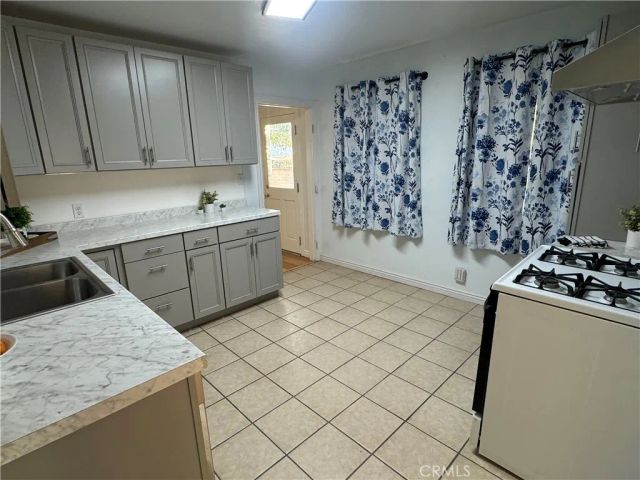 2236 N Manning, Burbank, CA 91505