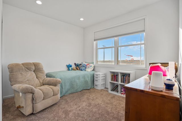 1605 30TH AVE NE, Minot, ND 58703