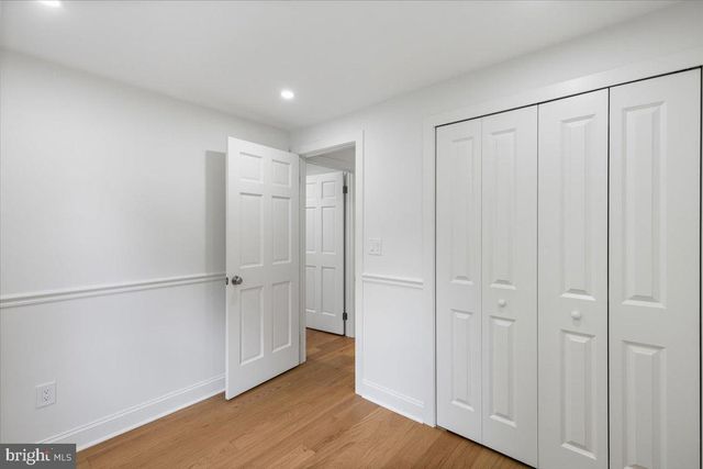 285 GUNDRY DR, Falls Church, VA 22046