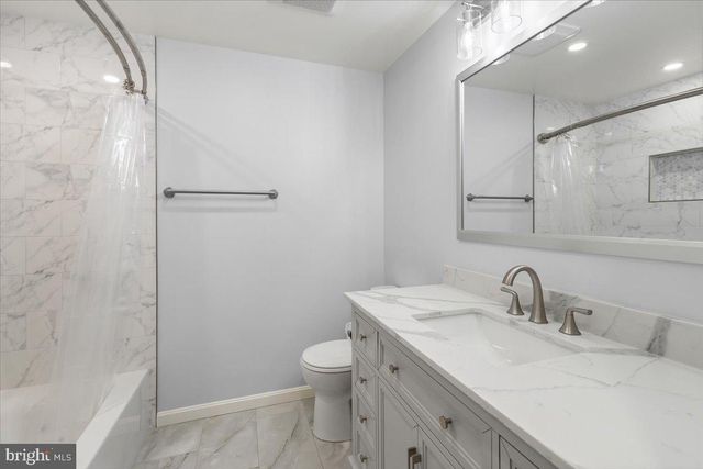 285 GUNDRY DR, Falls Church, VA 22046