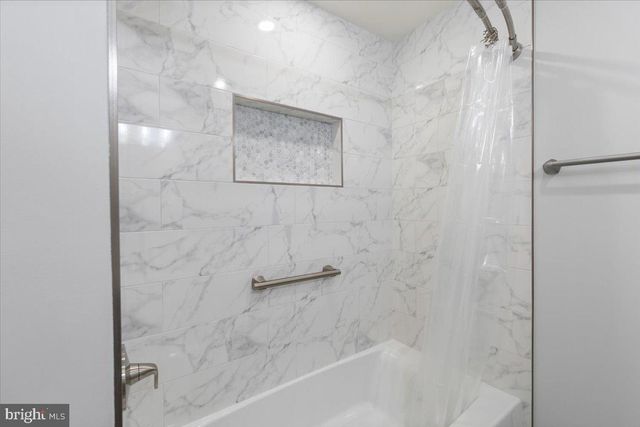 285 GUNDRY DR, Falls Church, VA 22046