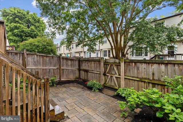 285 GUNDRY DR, Falls Church, VA 22046