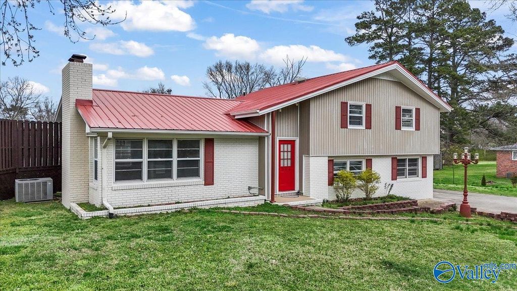 604 Franklin Avenue, Boaz, AL 35957