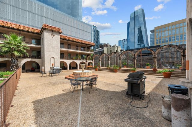 505 W 7th ST 308, Austin, TX 78701