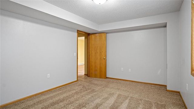 1811 W Ridge Court, Eau Claire, WI 54703